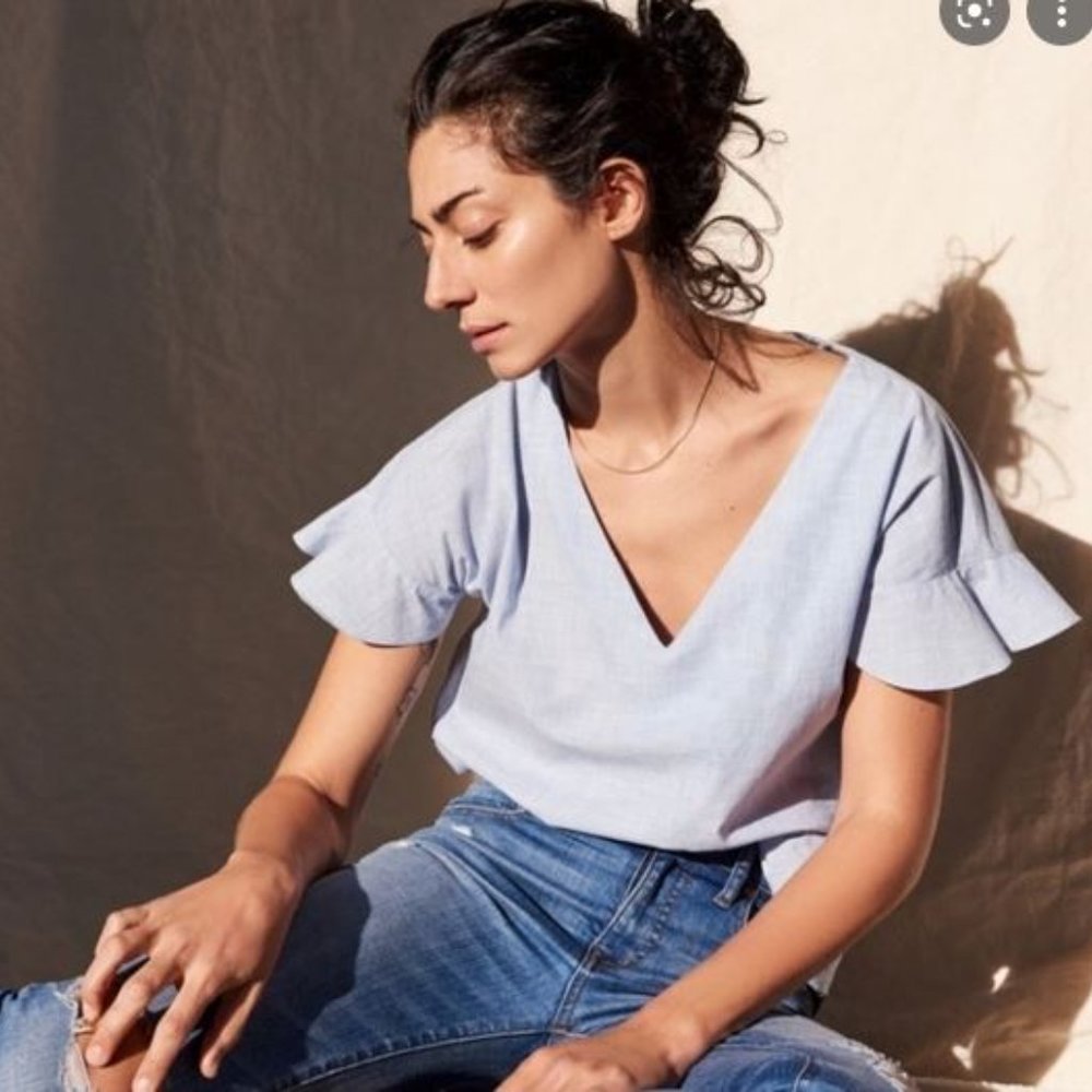 Madewell  Women Blue Sundrift Ruffle V Neck Short Sleeve Top, Large